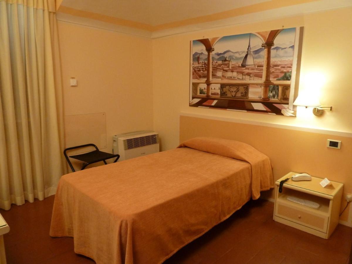 Hotel Antica Dogana Торино Екстериор снимка